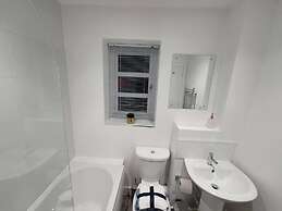 Impeccable 2-bed House in Milton Keynes
