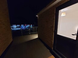 Impeccable 2-bed House in Milton Keynes