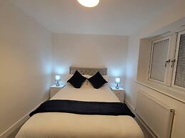 Impeccable 2-bed House in Milton Keynes