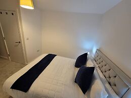 Impeccable 2-bed House in Milton Keynes