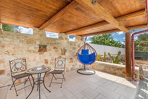3619 Trulli Contecavallo by Perle di Puglia