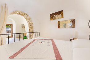 3619 Trulli Contecavallo by Perle di Puglia