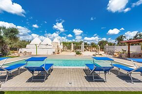 3619 Trulli Contecavallo by Perle di Puglia