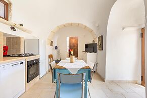 3619 Trulli Contecavallo by Perle di Puglia