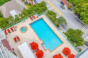 Heaven Retreat In Coconut Grove