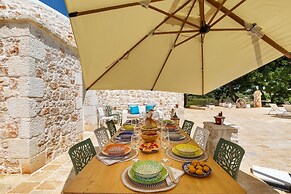 3474 Trulli Dafani by Perle di Puglia