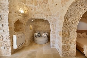 3474 Trulli Dafani by Perle di Puglia