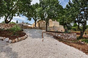 3474 Trulli Dafani by Perle di Puglia