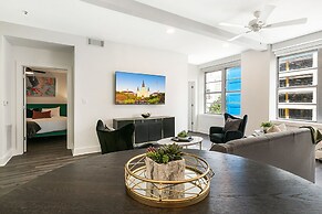 Spacious Luxury: 4BR Condo Moments from French Quarter