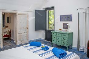 3598 Trullo Yoram by Perle di Puglia