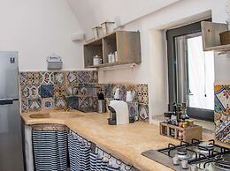 3598 Trullo Yoram by Perle di Puglia