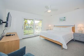 332 Captain John Fripp Villa