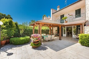 3602 Villa Asia by Barbarhouse