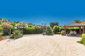 3602 Villa Asia by Barbarhouse