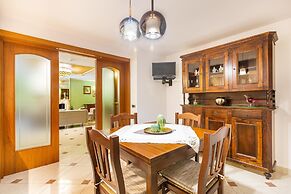 3602 Villa Asia by Barbarhouse