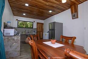 Cabañas Roca Verde Monteverde