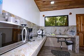 Cabañas Roca Verde Monteverde