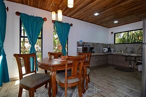 Cabañas Roca Verde Monteverde