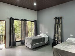 Cabañas Roca Verde Monteverde