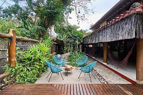 Praia de Itamambuca - Bali House