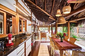 Praia de Itamambuca - Bali House