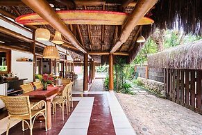 Praia de Itamambuca - Bali House