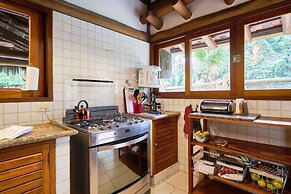 Praia de Itamambuca - Bali House