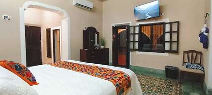 Espectacular casona con alberca y jardines