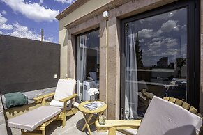 Angelic Centro 2BR with Pool