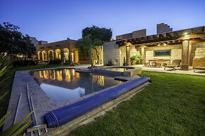 Angelic Centro 2BR with Pool