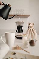 Hotel Canoe and Suites