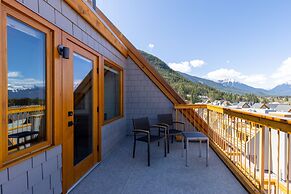 Hotel Canoe and Suites