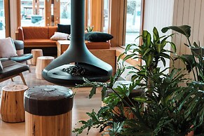 Hotel Canoe and Suites