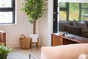 Huckin' Harry's by Revelstoke Vacations