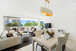 Sea Pearl 202- Waterfront Luxury