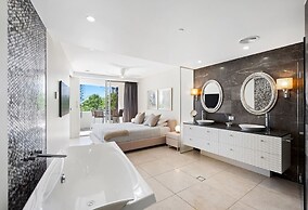 Sea Pearl 202- Waterfront Luxury