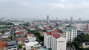 1BR Haven in Royal Garden Residences