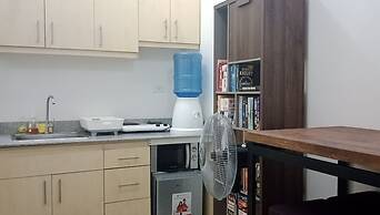 1BR Haven in Royal Garden Residences