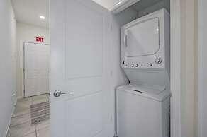 Superb Spacious Condo Prime Resort