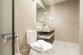 Phuket Leelavadee Hua Ting Resort