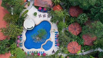 Phuket Leelavadee Hua Ting Resort