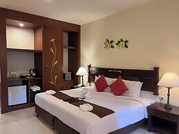 Phuket Leelavadee Hua Ting Resort