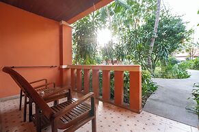 Phuket Leelavadee Hua Ting Resort