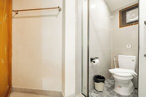 Phuket Leelavadee Hua Ting Resort