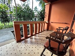 Phuket Leelavadee Hua Ting Resort