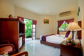Phuket Leelavadee Hua Ting Resort