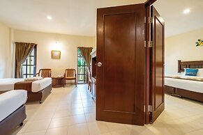 Phuket Leelavadee Hua Ting Resort