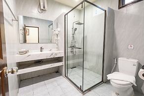 Phuket Leelavadee Hua Ting Resort