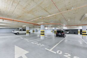 Wrocław Central Apartment by Renters