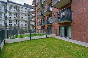 Wrocław Central Apartment by Renters